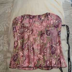 PrettyLittleThing Floral Corset Top